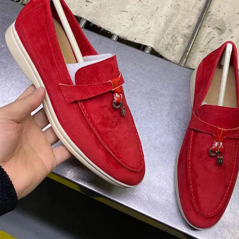 Prova Perfetto Retro Solid Color Suede Women Loafers Classics Metal Decoration Fringe Flat Shoes Round Toe Casual Tenis Feminino
Prova Perfetto Retro Solid Color Suede Women Loafers Classics Metal Decoration Fringe Flat Shoes Round Toe Casual Tenis Feminino