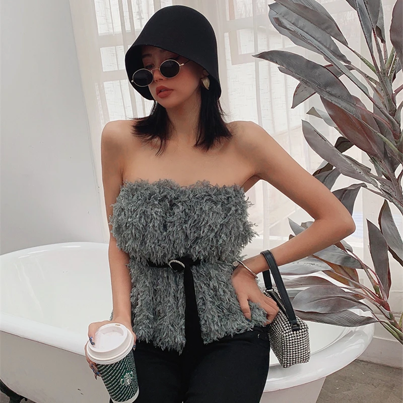 Tops & Tees 
Tops & Tees