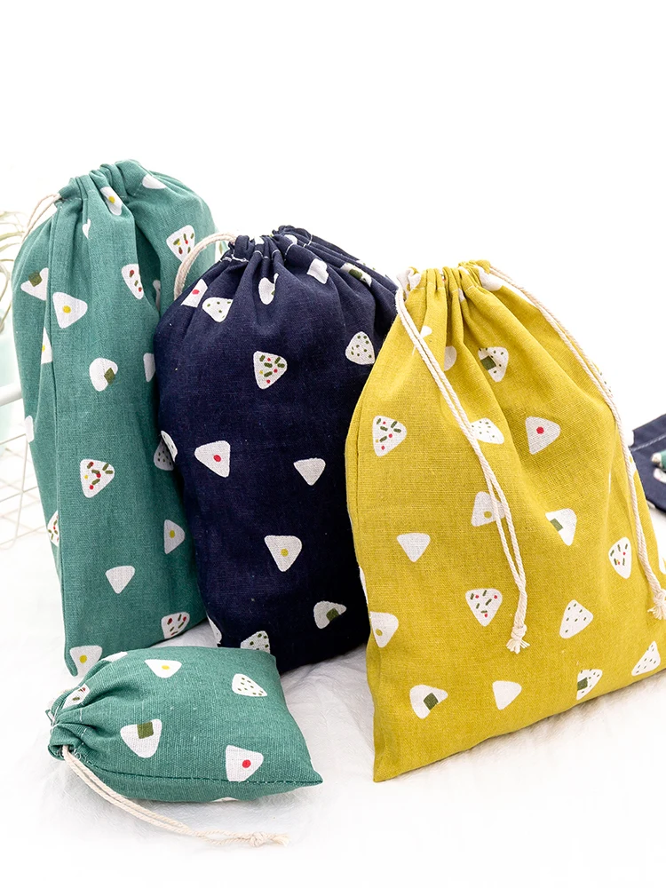 Дорожная сумка-багги из хлопка и льна, органайзер-папка на шнурке, портативная Пыленепроницаемая одежда
Дорожная сумка-багги из хлопка и льна, органайзер-папка на шнурке, портативная Пыленепроницаемая одежда