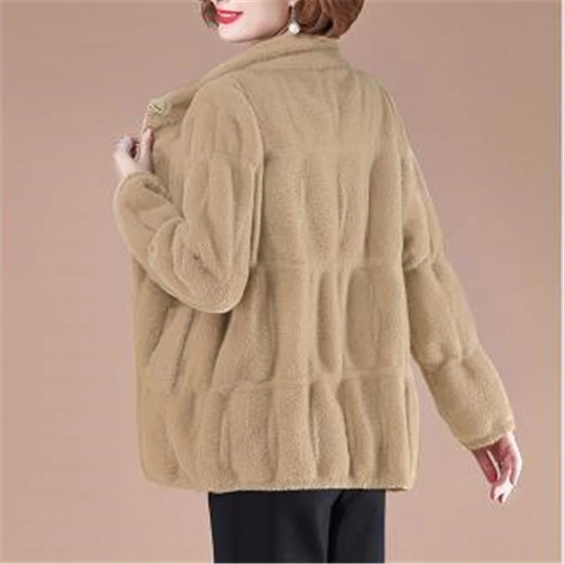 Imitated Mink Velvet Cardigan Sweater Women 2020 Autumn Winter Fashion New Middle-Aged And Elderly Stand-Up Collar Top Trendy
Imitated Mink Velvet Cardigan Sweater Women 2020 Autumn Winter Fashion New Middle-Aged And Elderly Stand-Up Collar Top Trendy
