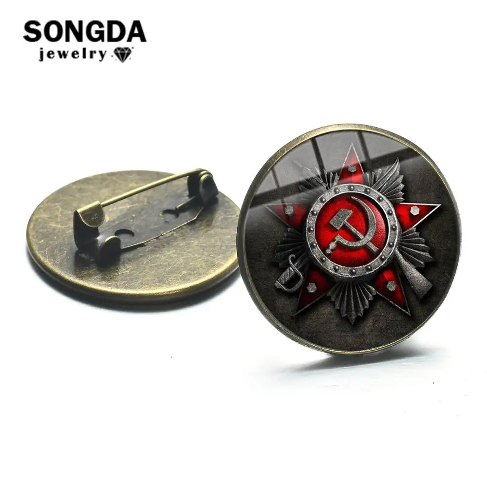 CCCP USSR Soviet Army Red Star Brooch Bronze Plated Glass Cabochon Art Round Metal Pins Button Russian Badges Decorative Jewelry
CCCP USSR Soviet Army Red Star Brooch Bronze Plated Glass Cabochon Art Round Metal Pins Button Russian Badges Decorative Jewelry