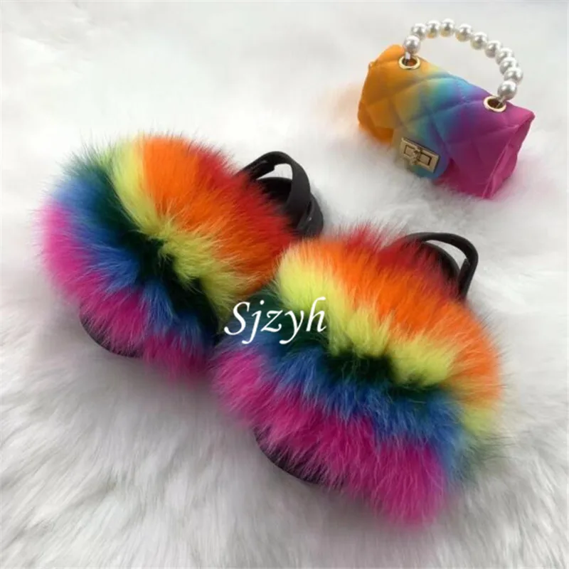 Wholesale Baby Fox Fur Slippers Jelly Bag Shoes Sets Children's Fluffy Fur Slides Rainbow Handbag Kids Plush Sandals Chain Purse
Wholesale Baby Fox Fur Slippers Jelly Bag Shoes Sets Children's Fluffy Fur Slides Rainbow Handbag Kids Plush Sandals Chain Purse
