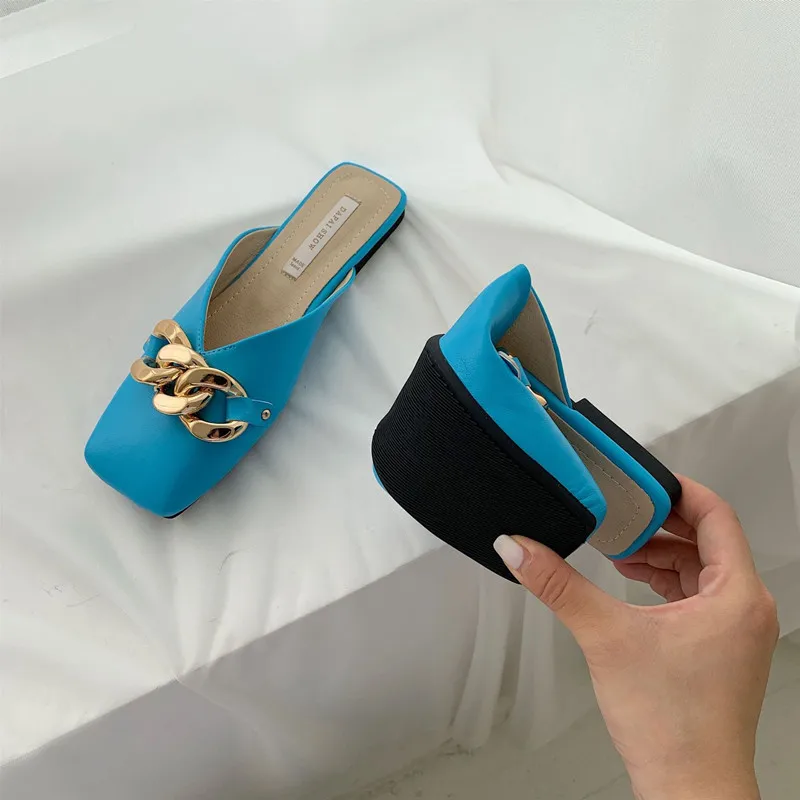 Bailamos Women Slippers Summer Sandals Mules Shoes Woman Flat Shoes With Fashion Metal chain Slides Female Outdoor Sandals 2021
Bailamos Women Slippers Summer Sandals Mules Shoes Woman Flat Shoes With Fashion Metal chain Slides Female Outdoor Sandals 2021