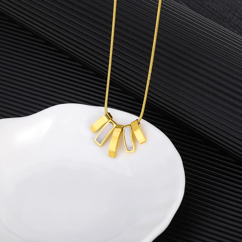 Gold Geometrical Natural Shell Necklace For Women Stainless Steel Sliding Pendant Necklace Fashion Chokers Minimalist Jewelry
Gold Geometrical Natural Shell Necklace For Women Stainless Steel Sliding Pendant Necklace Fashion Chokers Minimalist Jewelry