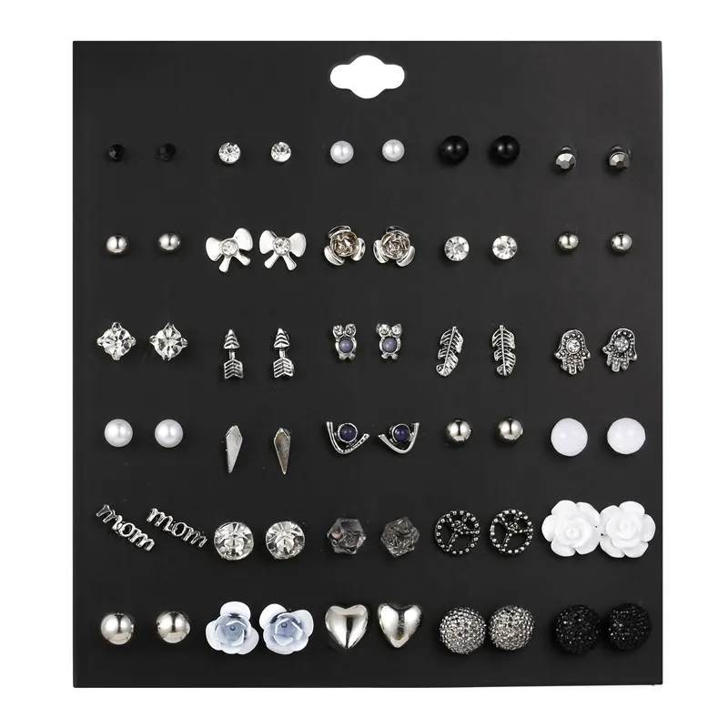30 pairs of Floral Women's Earrings Set Pearl Crystal Studs Geometric Earrings for 2020 Women's Jewelry gift
30 pairs of Floral Women's Earrings Set Pearl Crystal Studs Geometric Earrings for 2020 Women's Jewelry gift