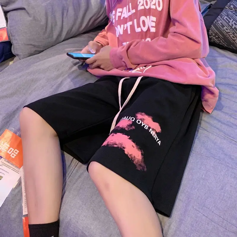Sports shorts men's summer loose pants casual running basketball pants Pink Cloud letter harajuku Hip Hop punk clothes vintage
Sports shorts men's summer loose pants casual running basketball pants Pink Cloud letter harajuku Hip Hop punk clothes vintage