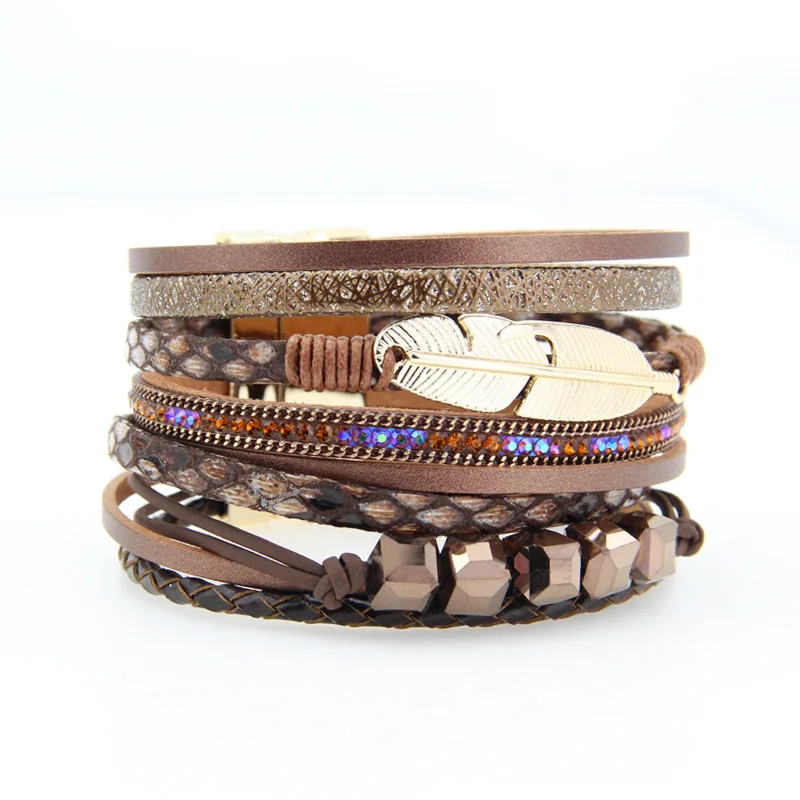 European And American Exaggerated Retro Cow Leather Multilayer Hand Woven Men's Jewelry Titanium Alloy Magnetic Bracelet
European And American Exaggerated Retro Cow Leather Multilayer Hand Woven Men's Jewelry Titanium Alloy Magnetic Bracelet