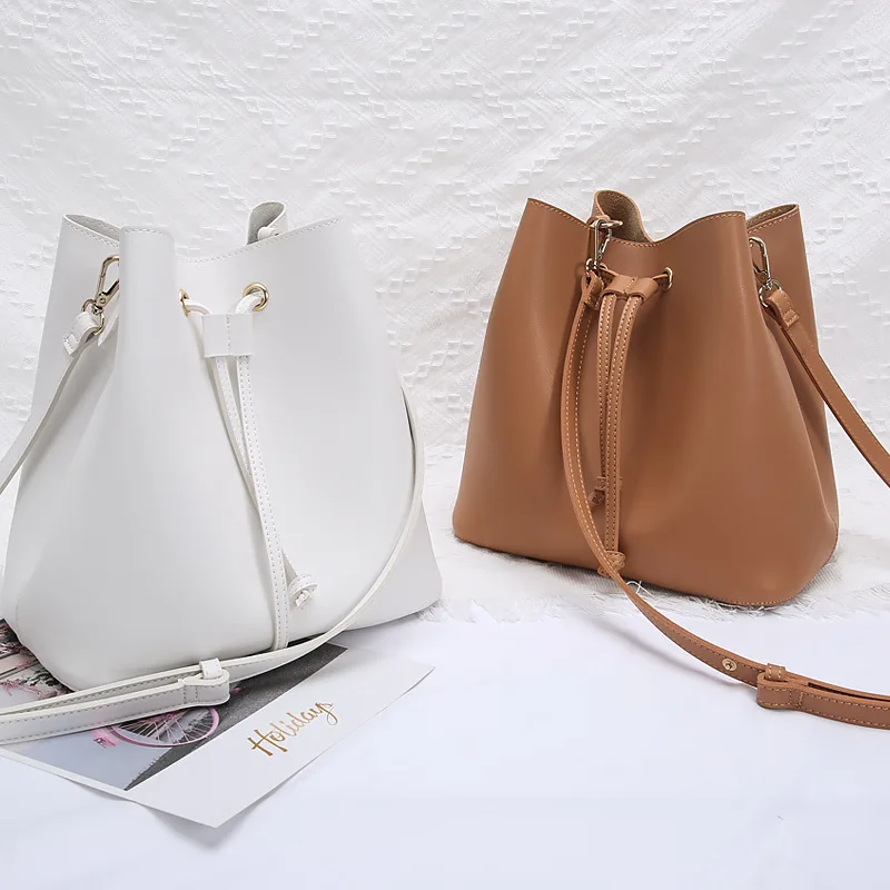 New style bag women's fashion versatile one shoulder slung Bucket Bag handbags luxury brand handbags fashion tote bag
New style bag women's fashion versatile one shoulder slung Bucket Bag handbags luxury brand handbags fashion tote bag