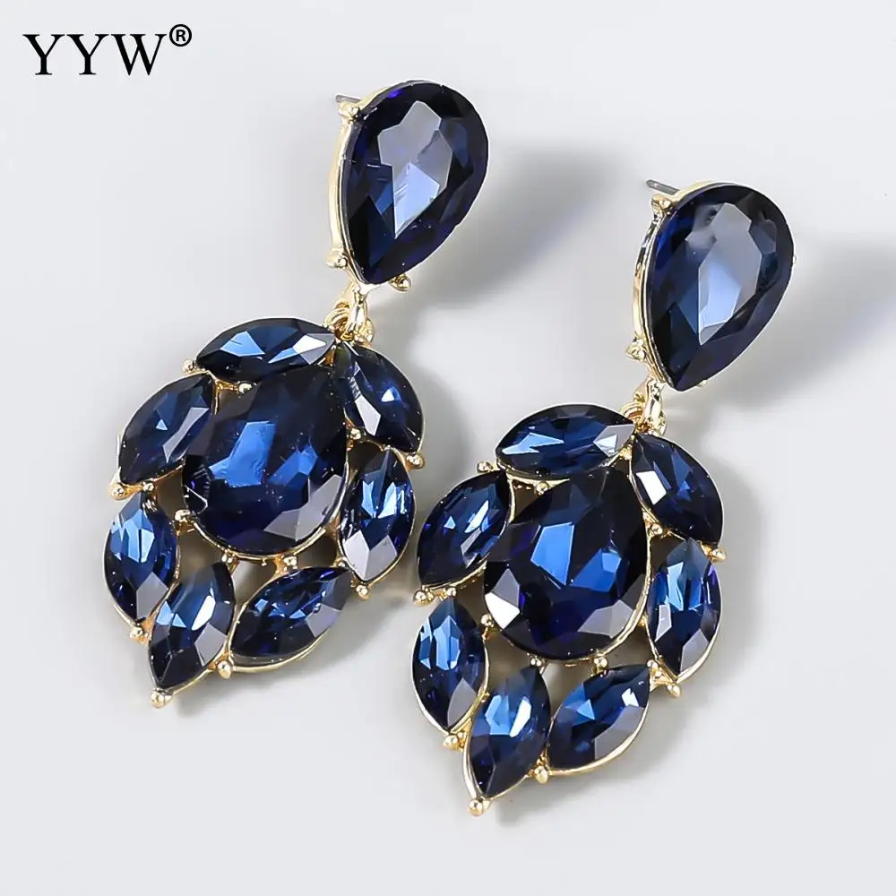 2021 New Arrival Fashion Luxury Drop Stud Earrings For Women Zinc Alloy Drop Earrings with Rhinestone Lady Valentine's Day Gift
2021 New Arrival Fashion Luxury Drop Stud Earrings For Women Zinc Alloy Drop Earrings with Rhinestone Lady Valentine's Day Gift