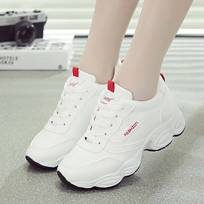 New shoes women's sports shoes Korean version of Harajuku net celebrity casual old women's shoes
New shoes women's sports shoes Korean version of Harajuku net celebrity casual old women's shoes