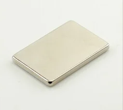 Магнитный блок NdFeB 30x20x2,5 мм, супермагнит, неодимовые постоянные магниты, редкоземельные магниты класса N42 NiCuNi с покрытием
Магнитный блок NdFeB 30x20x2,5 мм, супермагнит, неодимовые постоянные магниты, редкоземельные магниты класса N42 NiCuNi с покрытием
