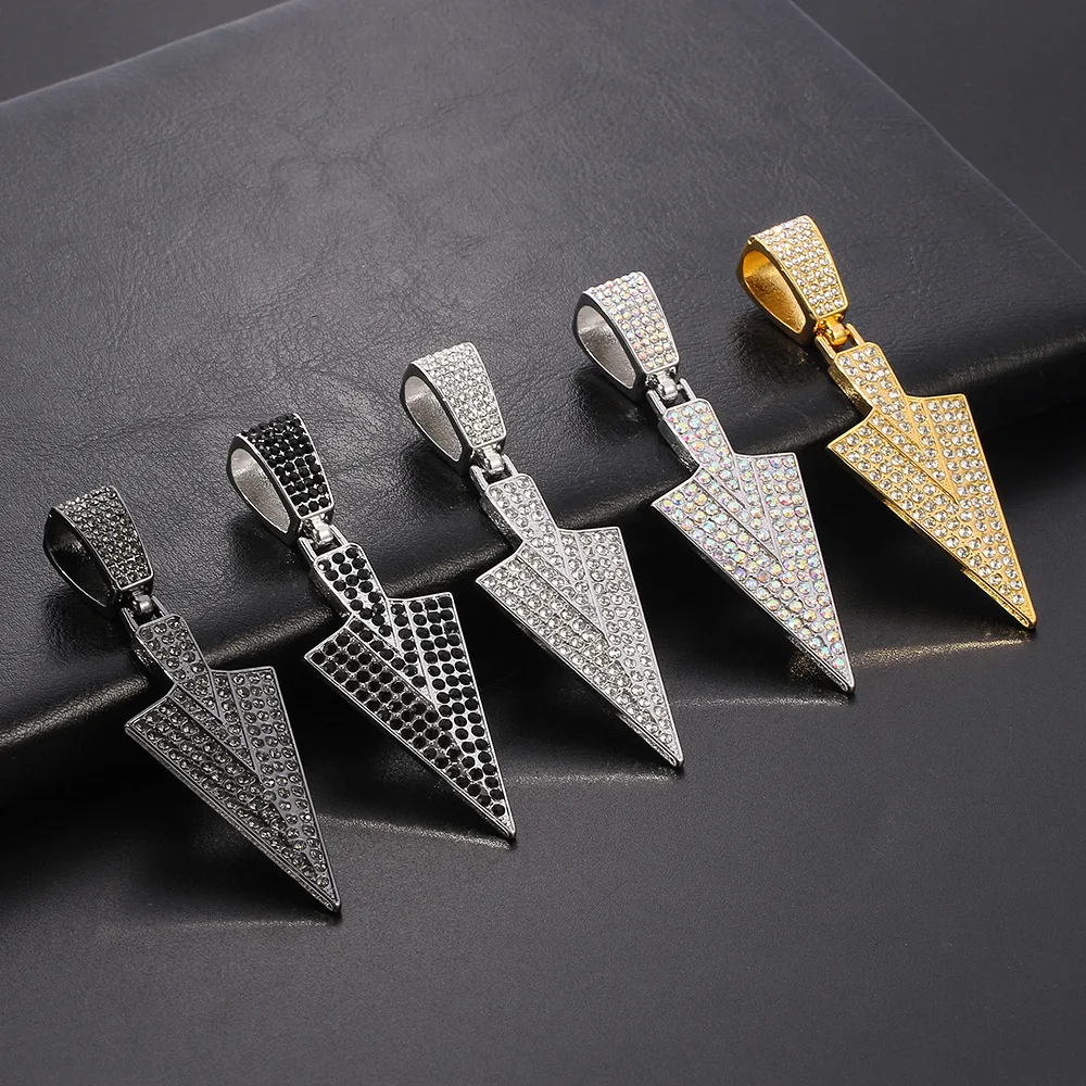 New Hot-selling Arrow Pendant Pendant Inlaid Zircon Hip-hop Trendy Necklace, Cuban Chain, Men's Pendant, Female Pendant
New Hot-selling Arrow Pendant Pendant Inlaid Zircon Hip-hop Trendy Necklace, Cuban Chain, Men's Pendant, Female Pendant