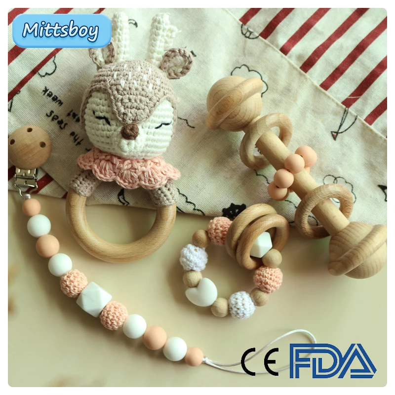 

2021 DIY Baby Teether Safe Wood Cartoon Deer Toys Mobile Pram Crib Ring Crochet Rattle Soother Bracelet Teether Set Newborn Gift