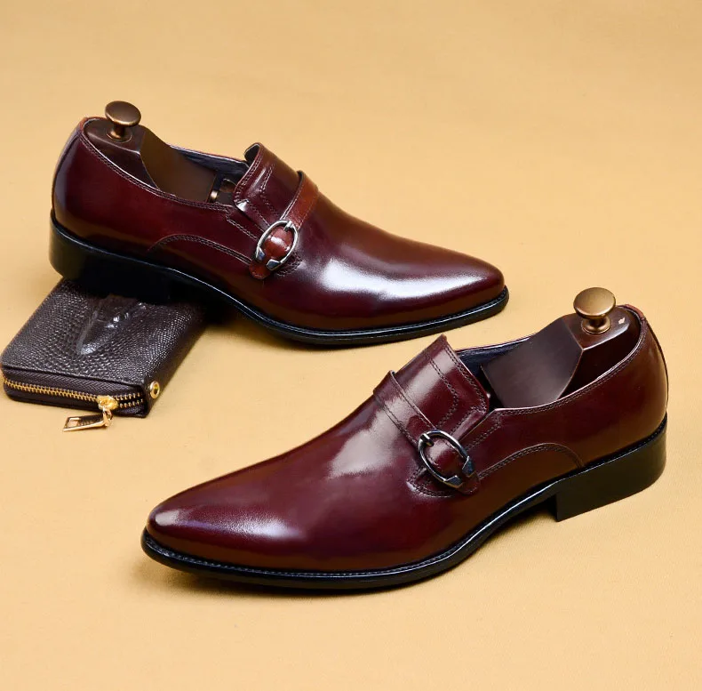 Men's Shoes
Men's Shoes