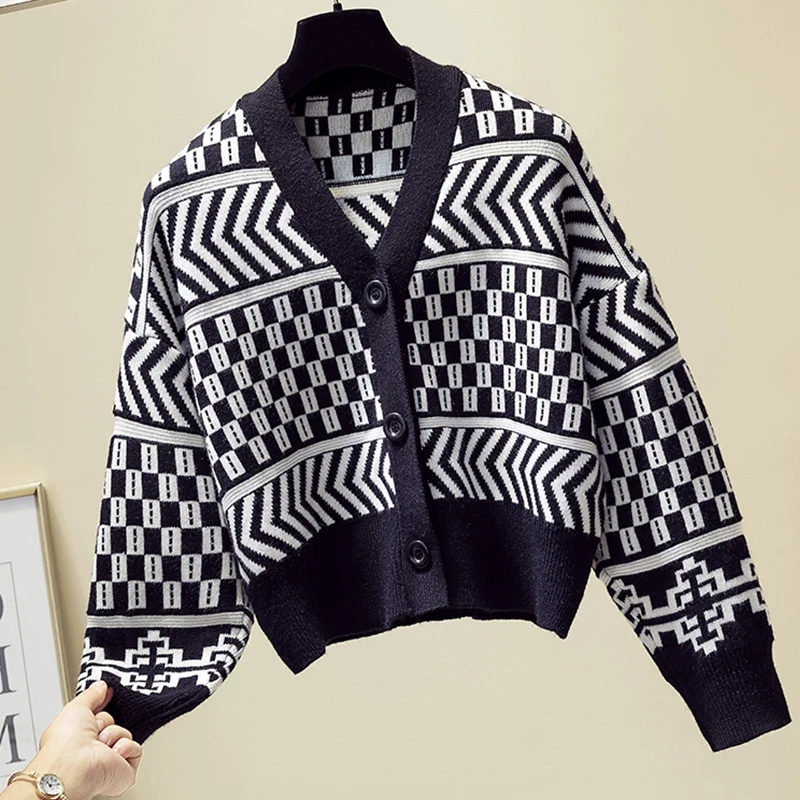 2021 Winter Cardigan Women Coat Geometric Loose Knitted Sweater Woman Jackets Vintage V Neck Long Sleeve Button Short Cardigans
2021 Winter Cardigan Women Coat Geometric Loose Knitted Sweater Woman Jackets Vintage V Neck Long Sleeve Button Short Cardigans