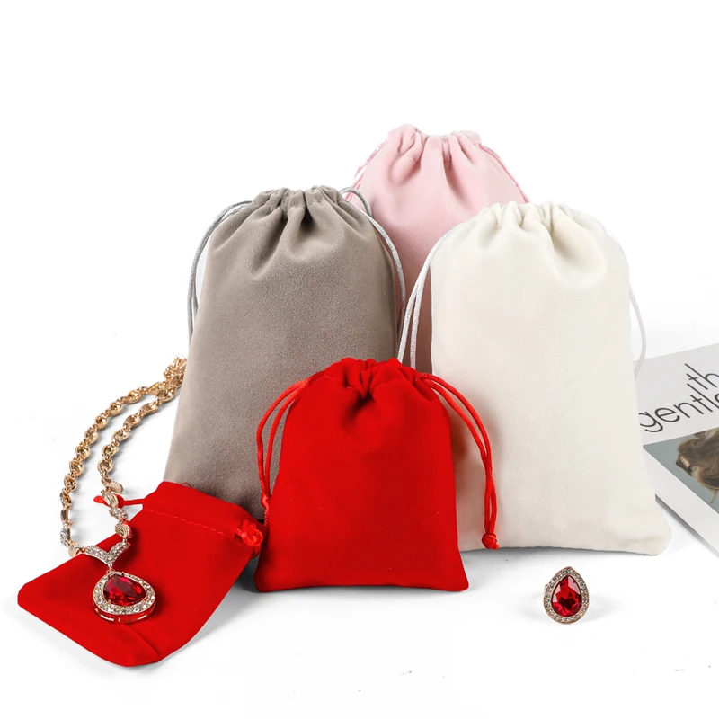 10Pcs/Lot Multiple colors Velvet Bags 10x16cm Charms Earrings Jewelry Packaging Bags Wedding Drawstring Velvet Pouches Gift Bag
10Pcs/Lot Multiple colors Velvet Bags 10x16cm Charms Earrings Jewelry Packaging Bags Wedding Drawstring Velvet Pouches Gift Bag