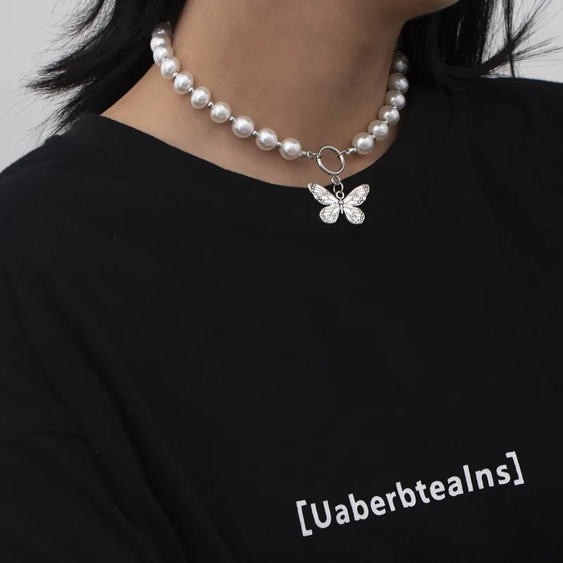 Pearl Bead Chain Necklace Butterfly Pendant Necklace for Women Fashion Short Choker Necklace Neck Colar Jewelry Party Gift
Pearl Bead Chain Necklace Butterfly Pendant Necklace for Women Fashion Short Choker Necklace Neck Colar Jewelry Party Gift