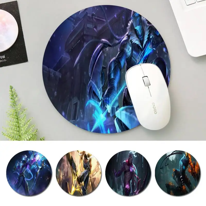 Cute LOL Varus office Mat mouse non-slip pad player pad Round size rubber Gaming mouse Pad office Desk Mat
Cute LOL Varus office Mat mouse non-slip pad player pad Round size rubber Gaming mouse Pad office Desk Mat