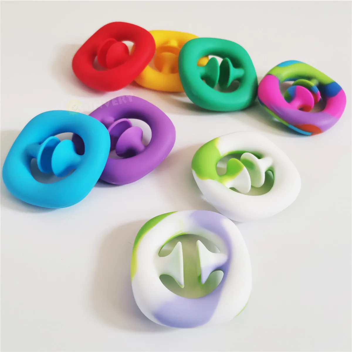 SNAPPERZ Squeeze Unzip Hand Grip fidget toys simple dimple tie dye it Sensory Figet Toy for Adult Squishy Arrow Pinch
SNAPPERZ Squeeze Unzip Hand Grip fidget toys simple dimple tie dye it Sensory Figet Toy for Adult Squishy Arrow Pinch