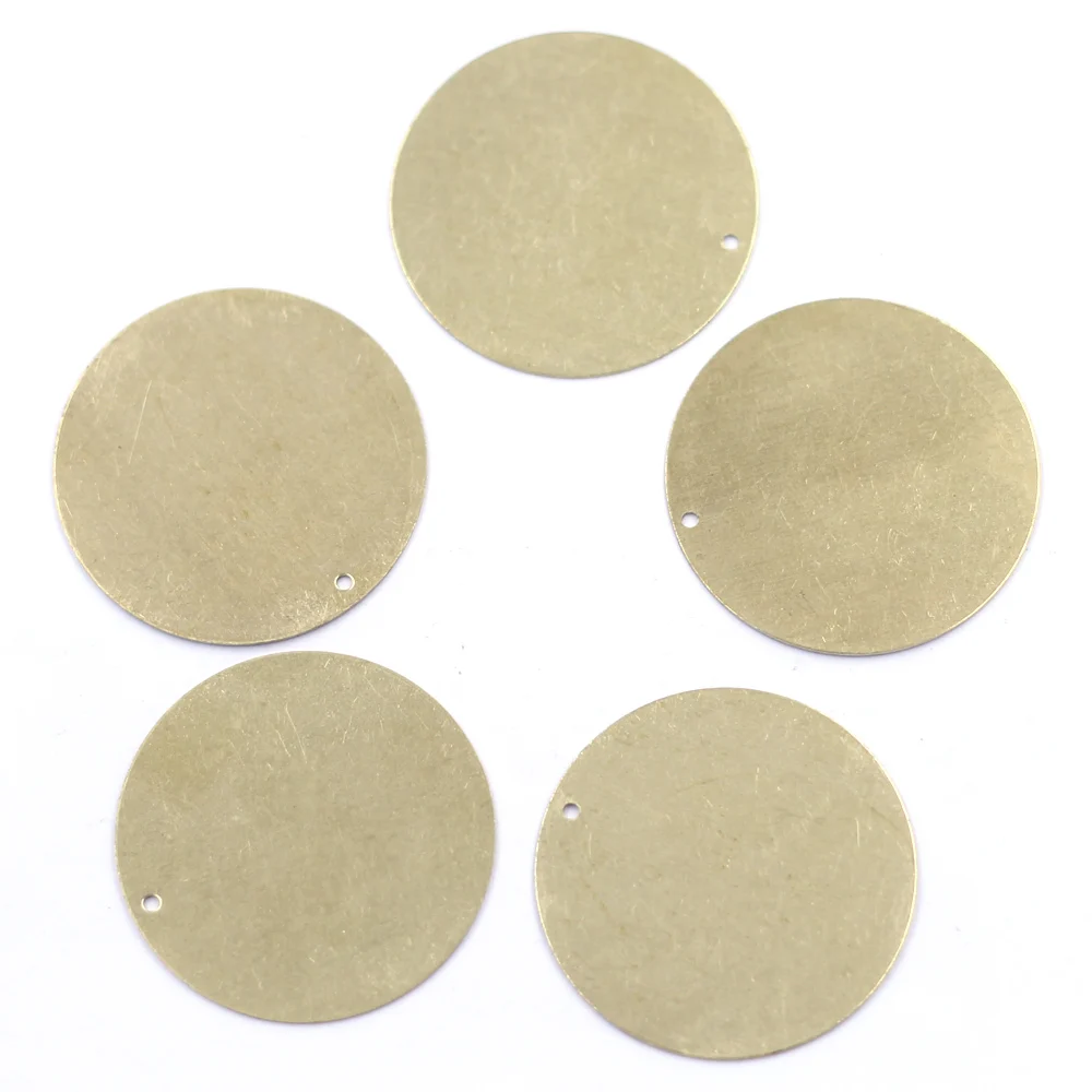50Pcs Pendants Stamping Blanks Tags Engravable Copper Brass Tone Round Jewelry DIY Findings 28mm(1-1/8")
50Pcs Pendants Stamping Blanks Tags Engravable Copper Brass Tone Round Jewelry DIY Findings 28mm(1-1/8")