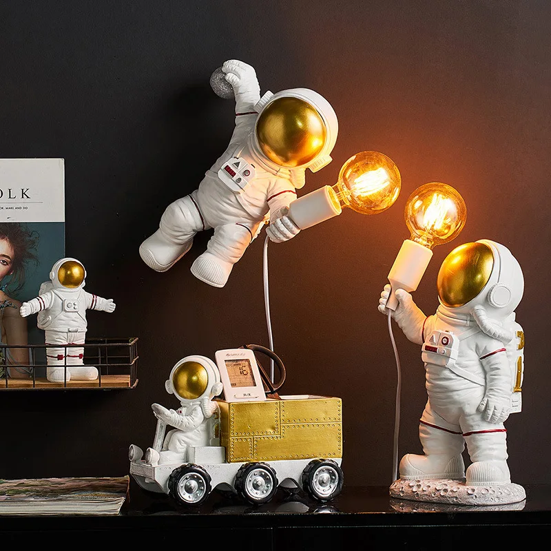 Creative Resin Astronaut Wall Light Kids' Room Decor E27 Spaceman LED Night Light Table Lamp Home Decor Desk Lamp for Bedroom
Creative Resin Astronaut Wall Light Kids' Room Decor E27 Spaceman LED Night Light Table Lamp Home Decor Desk Lamp for Bedroom