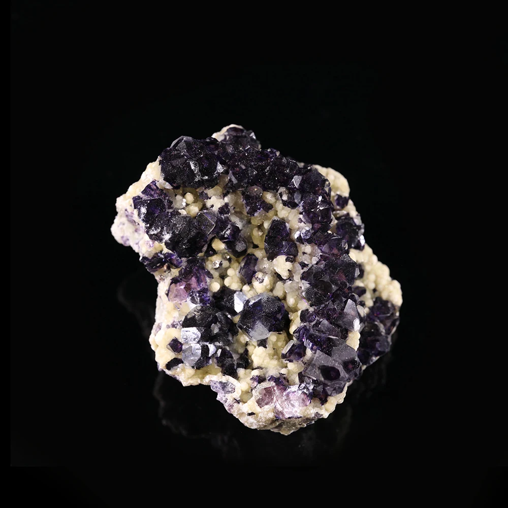 166g Natural Purple Fiuorite Mica Mineral stone crystals specimens form Chifeng Inner Mongolia CHINA A1-2 
166g Natural Purple Fiuorite Mica Mineral stone crystals specimens form Chifeng Inner Mongolia CHINA A1-2