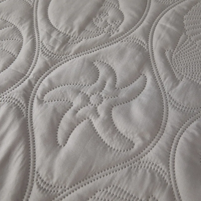 Quilted Waterproof Mattress Cover Moisture-proof Solid Color Mattress Protector Cover King Queen Soft Bed Pad Cover
Quilted Waterproof Mattress Cover Moisture-proof Solid Color Mattress Protector Cover King Queen Soft Bed Pad Cover