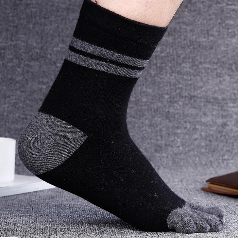 Fashion Men Five finger Socks Winter Autumn Thickened Toe Sokken Socks Funny Compression cotton Four Color F82 
Fashion Men Five finger Socks Winter Autumn Thickened Toe Sokken Socks Funny Compression cotton Four Color F82
