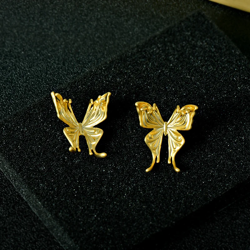 Fashion Jewelry Butterfly Temperament Metal Lady Stud Earrings Personality Cute Wild New Mother Gift 925 Silver Stud Earrings
Fashion Jewelry Butterfly Temperament Metal Lady Stud Earrings Personality Cute Wild New Mother Gift 925 Silver Stud Earrings