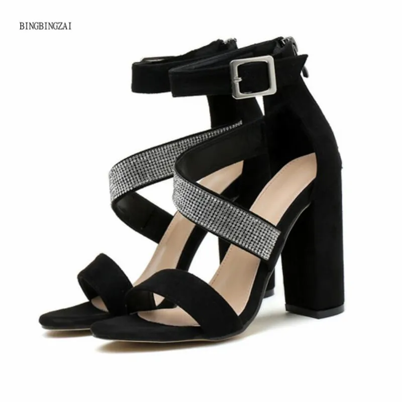 2021 new hollow rhinestone sexy ladies sandals suede women shoes high quality 11cm high heels 4-10 11 BBZAI
2021 new hollow rhinestone sexy ladies sandals suede women shoes high quality 11cm high heels 4-10 11 BBZAI