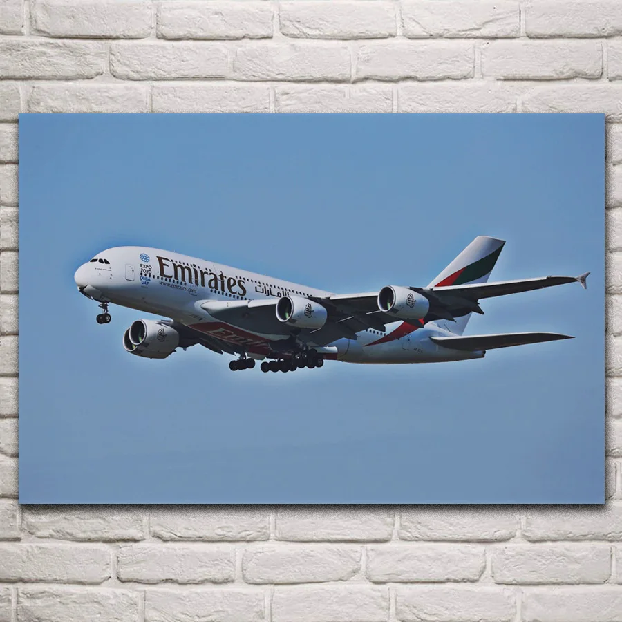 Аэролайнер с голубым небом для пассажирского самолета 
Аэролайнер с голубым небом для пассажирского самолета