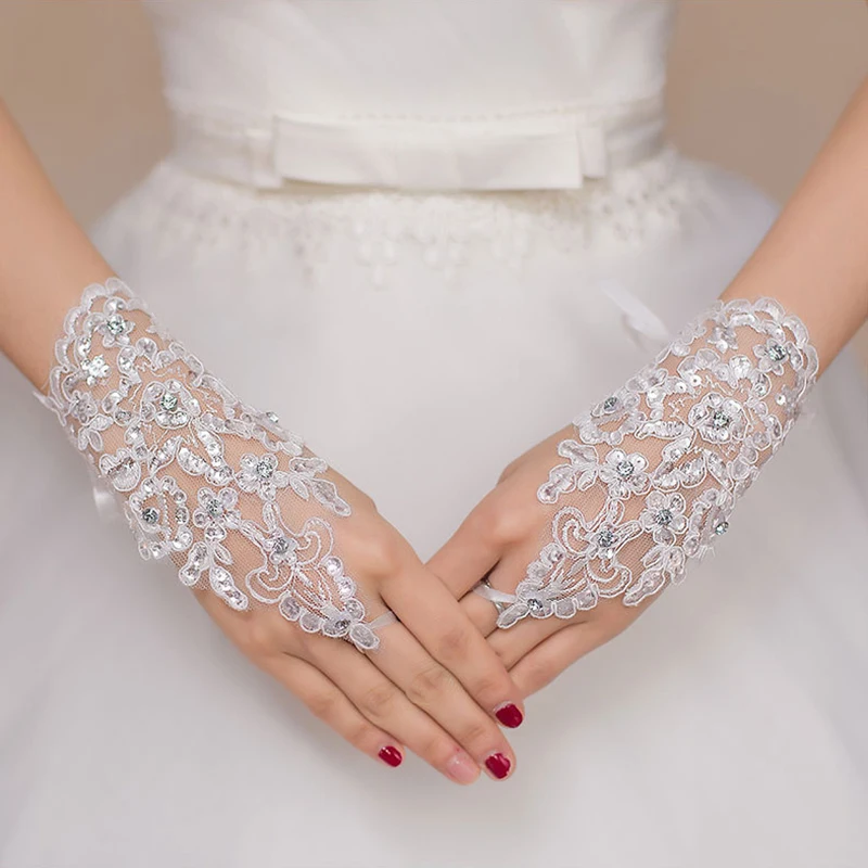Bridal Lace Beaded Gloves Red White Fingerless Wedding Accessories Stage Performance High Quality Elegant Glove
Bridal Lace Beaded Gloves Red White Fingerless Wedding Accessories Stage Performance High Quality Elegant Glove