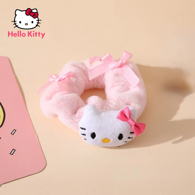 Hello Kitty girl cute ball head plush fat intestine hair ring cartoon animal hair rope hair accessories ornaments
Hello Kitty girl cute ball head plush fat intestine hair ring cartoon animal hair rope hair accessories ornaments