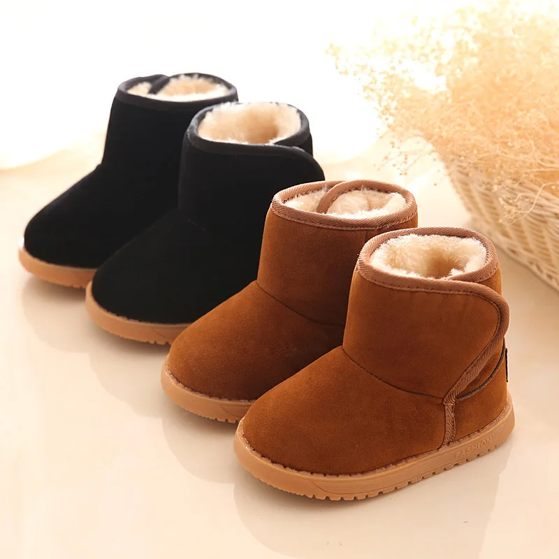 2020 KIDS Boys Girls Snow Boots Shoes Winter Warm Plush Inside Cow Muscle Sole Child Snow Boots Shoes For Baby Girls Boys Boots 
2020 KIDS Boys Girls Snow Boots Shoes Winter Warm Plush Inside Cow Muscle Sole Child Snow Boots Shoes For Baby Girls Boys Boots