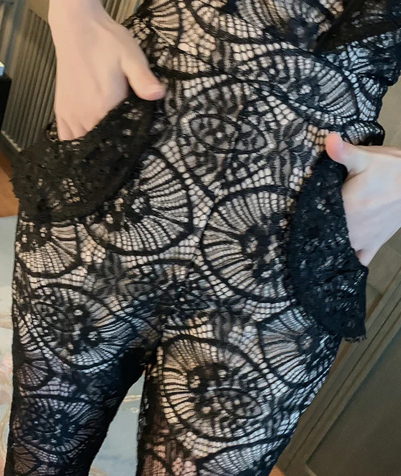 Jumpsuits for Women 2021 Summer Lace Flying Sleeves Sling Two-Way Wear Tube Top Sexy Jumpsuit High Waist Slim Thin Black Rompers
Jumpsuits for Women 2021 Summer Lace Flying Sleeves Sling Two-Way Wear Tube Top Sexy Jumpsuit High Waist Slim Thin Black Rompers