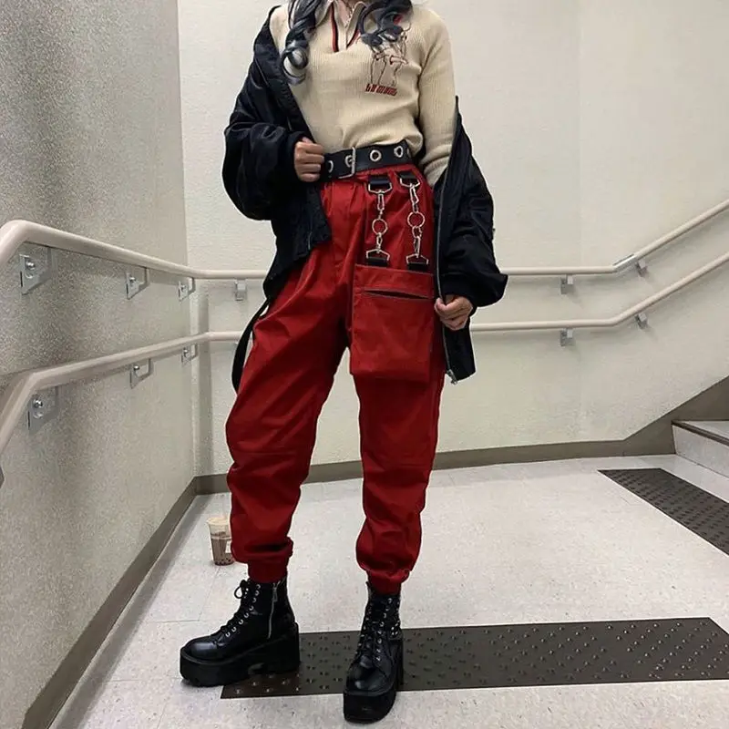 2021 Pockets Hip Hop Harajuku Pants Capris Red Black Casual High Waist Trousers Women Streetwear Joggers Ladies with Strip Y47
2021 Pockets Hip Hop Harajuku Pants Capris Red Black Casual High Waist Trousers Women Streetwear Joggers Ladies with Strip Y47