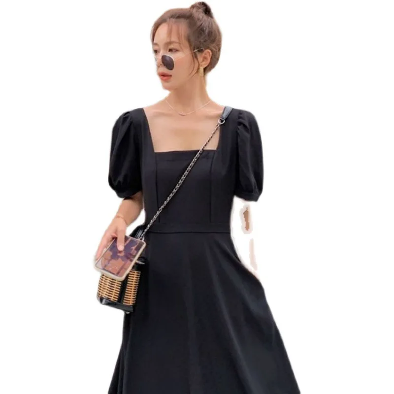 French retro dress 2021 new summer short-sleeved square collar waist slim black long skirt women's clothing
French retro dress 2021 new summer short-sleeved square collar waist slim black long skirt women's clothing