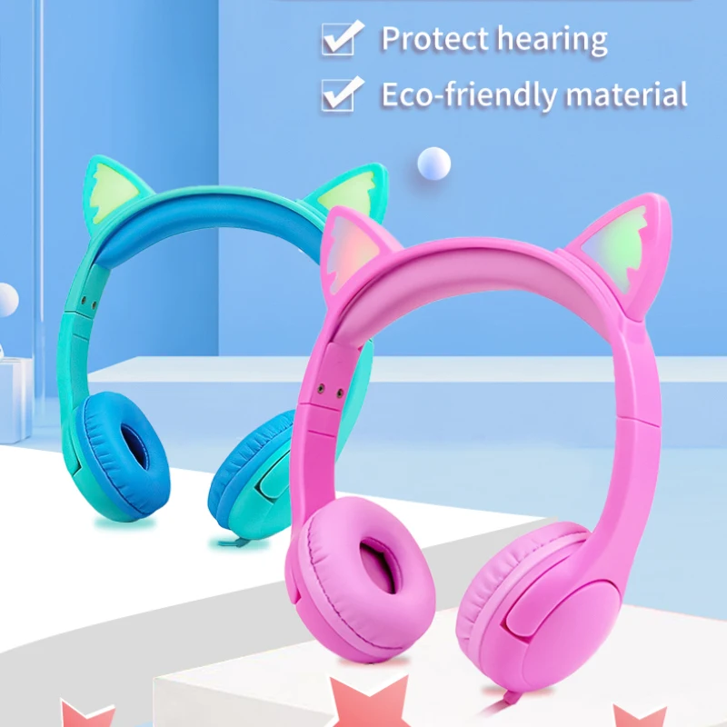 K06 3.5mm Wired Headsets With LED Cat Ears Glowing Foldable Headphones Gaming Head-mounted Earphones For Children Girls Gift
K06 3.5mm Wired Headsets With LED Cat Ears Glowing Foldable Headphones Gaming Head-mounted Earphones For Children Girls Gift
