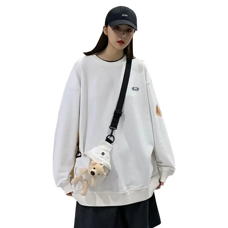 A small number of spring and autumn thin lovers' coats
A small number of spring and autumn thin lovers' coats