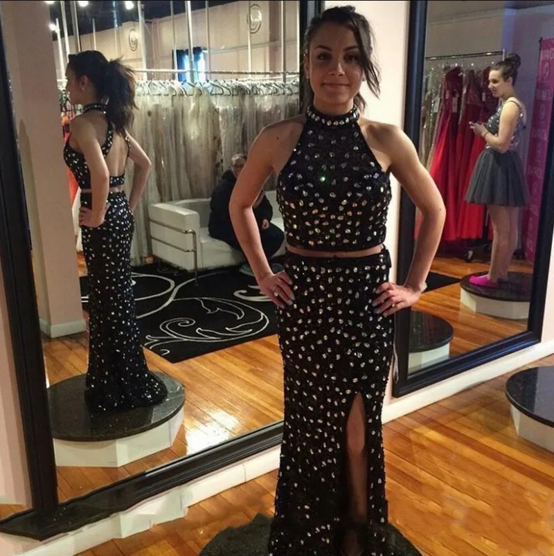 2020 Black Two Piece Mermaid Prom Dress High Neck Beading Crystal Open Back Pageant Dress Formal Party Gown vestido de festa
2020 Black Two Piece Mermaid Prom Dress High Neck Beading Crystal Open Back Pageant Dress Formal Party Gown vestido de festa