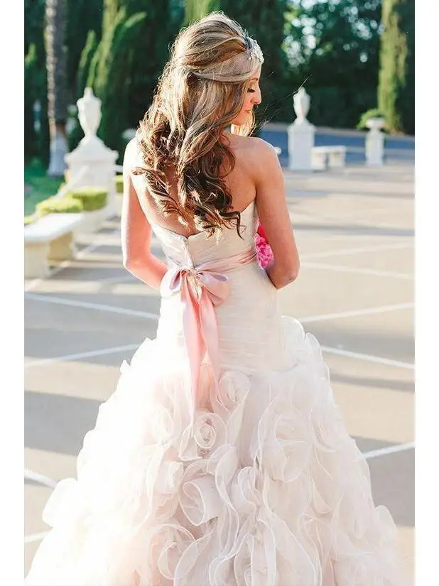 2021 Puffy Strapless Wedding Dresses for Bride Long Lace-up Back Sleeveless Bridal Wedding Dress vestido de noiva
2021 Puffy Strapless Wedding Dresses for Bride Long Lace-up Back Sleeveless Bridal Wedding Dress vestido de noiva