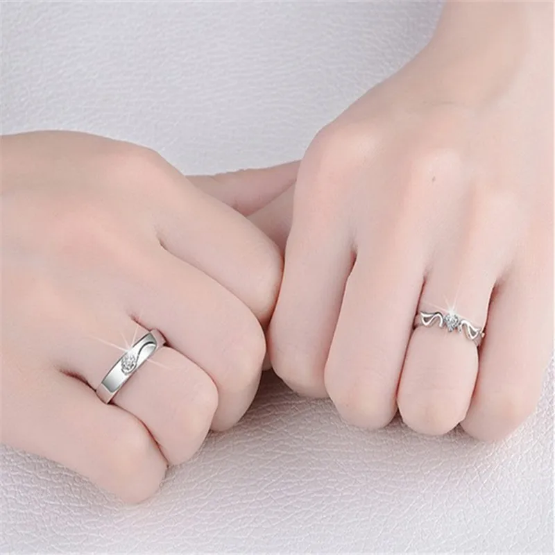 Minimalist Female White Round Zircon Ring Charm Silver Color Wedding Rings For Women Men Cute Angel Wing Couples Engagement Ring
Minimalist Female White Round Zircon Ring Charm Silver Color Wedding Rings For Women Men Cute Angel Wing Couples Engagement Ring