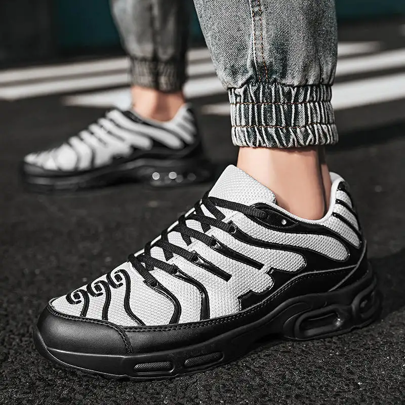 Big Size Men's Running Sport Shoes Ventilation Sports Shoes Men Adventure Gym Sneakers Durable Outsole Men Sport Shoes Tennis
Big Size Men's Running Sport Shoes Ventilation Sports Shoes Men Adventure Gym Sneakers Durable Outsole Men Sport Shoes Tennis