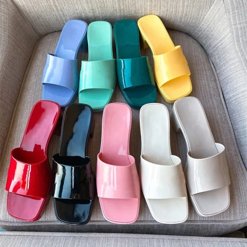 GXCMHBWJ Jelly PVC Slippers Women Open Toe Candy Colors Chunky Heel Shoes Summer Outdoor Beach Slides Thick Bottom Brand Sandals
GXCMHBWJ Jelly PVC Slippers Women Open Toe Candy Colors Chunky Heel Shoes Summer Outdoor Beach Slides Thick Bottom Brand Sandals