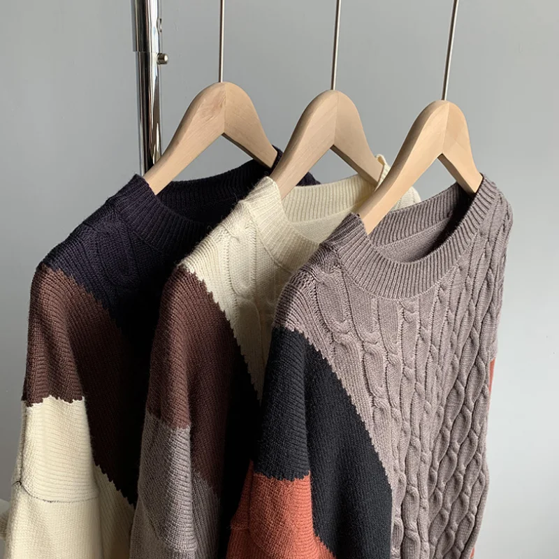 2020 autumn contrast color linen pattern bottoming shirt color matching women's long-sleeved round neck loose knit sweater
2020 autumn contrast color linen pattern bottoming shirt color matching women's long-sleeved round neck loose knit sweater