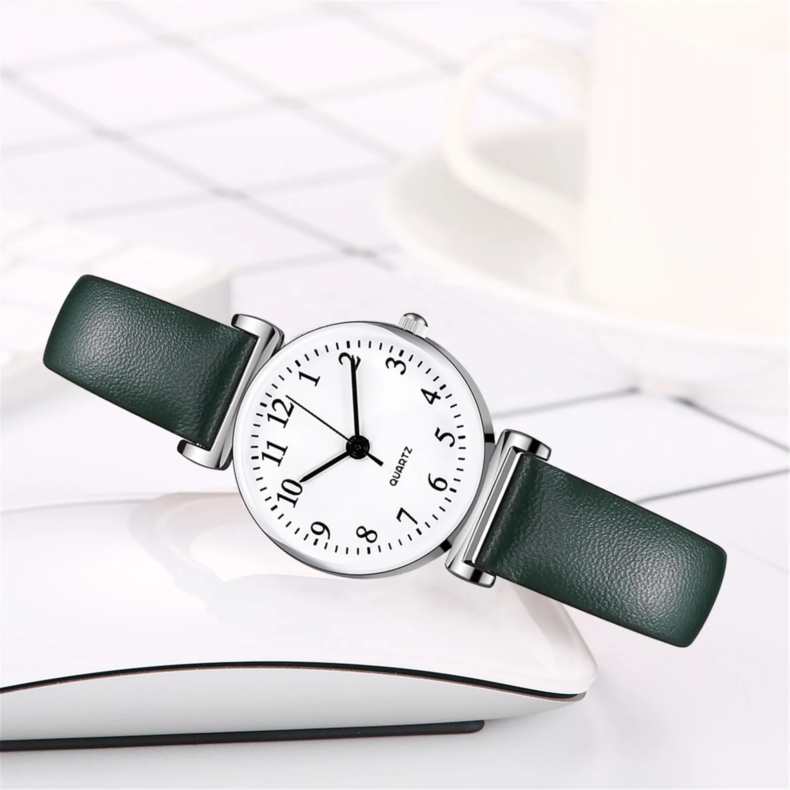 2021 Arabic Digital Quartz Watch Luxury Temperament Ladies Belt Watch Analog Women Fashion Watch Simple Watch Wristwatch Clock#2
2021 Arabic Digital Quartz Watch Luxury Temperament Ladies Belt Watch Analog Women Fashion Watch Simple Watch Wristwatch Clock#2