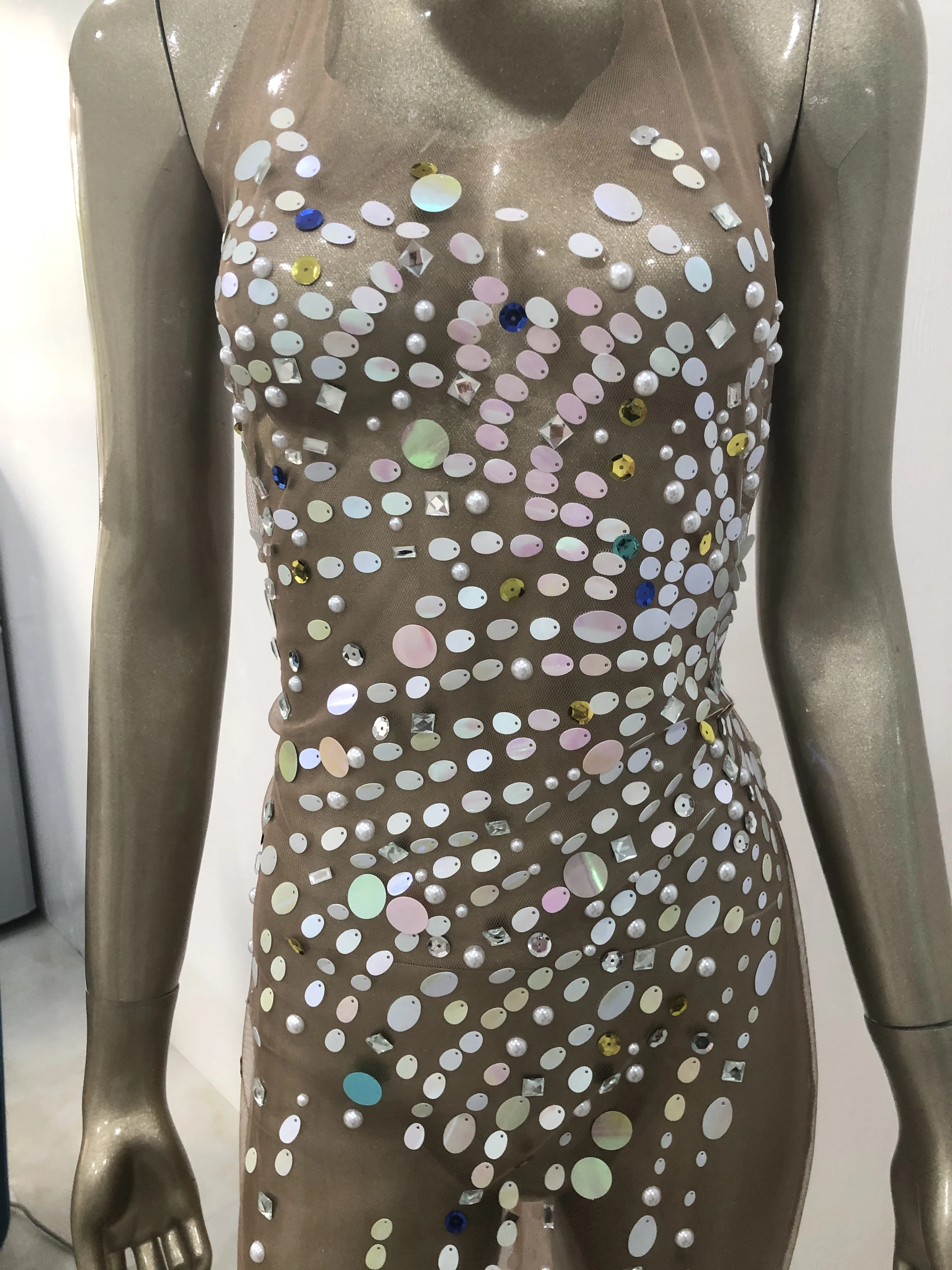 Women Spring Autumn Maxi Dress 2021 Sleeveless Sequins Mesh Beaded Party Evening Gown Female Singer Stage Performance Costume
Women Spring Autumn Maxi Dress 2021 Sleeveless Sequins Mesh Beaded Party Evening Gown Female Singer Stage Performance Costume