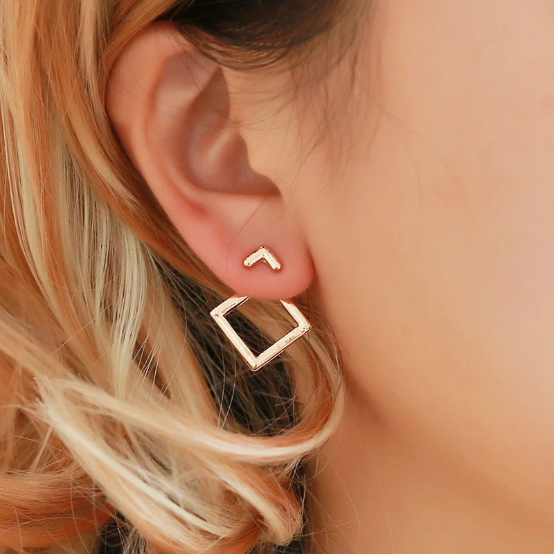 1Pair Geometric Hollow Triangle Earrings Ornaments Fashion Personality Wild Earrings Simple Jewelry for Women Girlfriend Gift
1Pair Geometric Hollow Triangle Earrings Ornaments Fashion Personality Wild Earrings Simple Jewelry for Women Girlfriend Gift