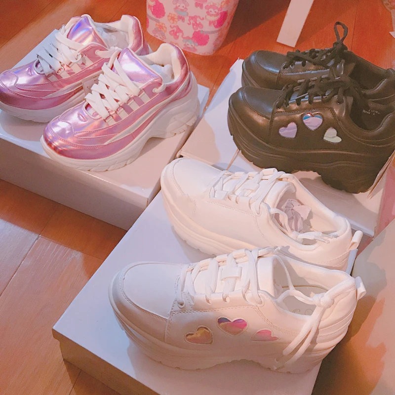 Japanese sweet lolita shoes vintage round head thick bottom women shoes college style casual sneakers comfortable women shoes
Japanese sweet lolita shoes vintage round head thick bottom women shoes college style casual sneakers comfortable women shoes