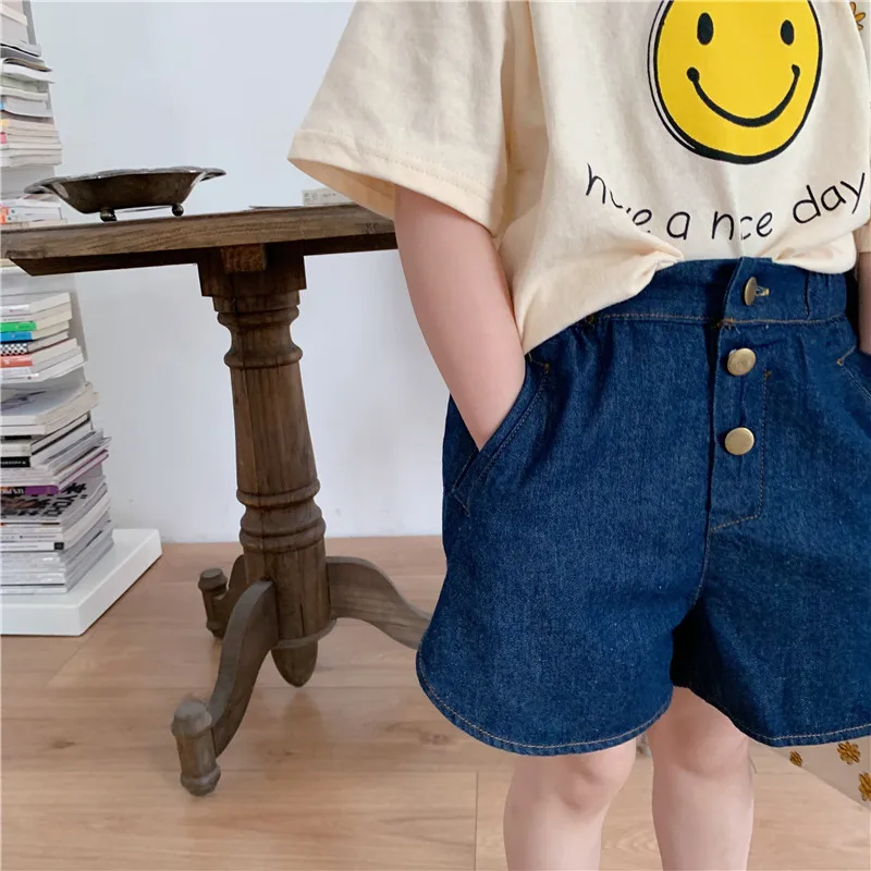 Korean style girls solid color thin denim shorts summer 2021 loose all-match casual shorts
Korean style girls solid color thin denim shorts summer 2021 loose all-match casual shorts